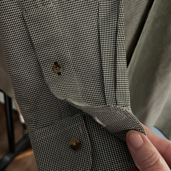 LL Bean Small Green & White Gingham, Checkered Pattern Dress Shirt - Picture 4 of 8